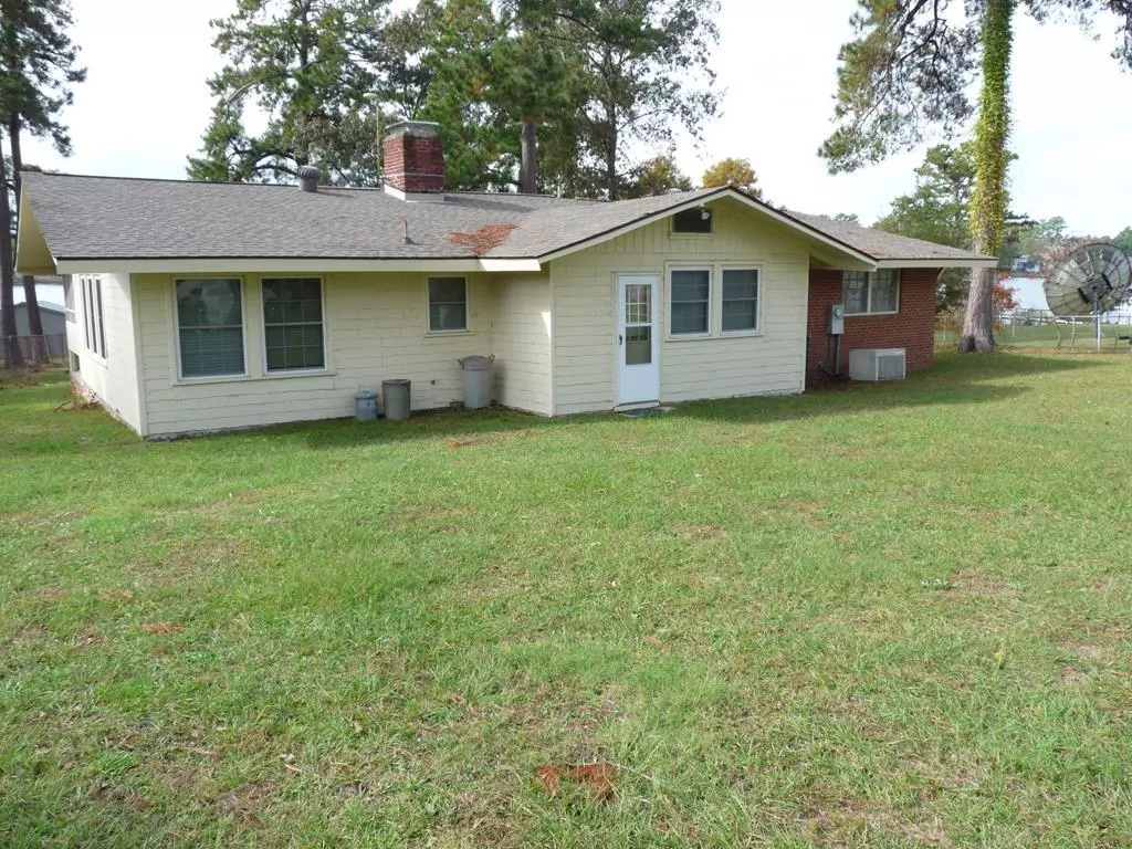 Manning, SC 29102,1498 Lesesne Drive