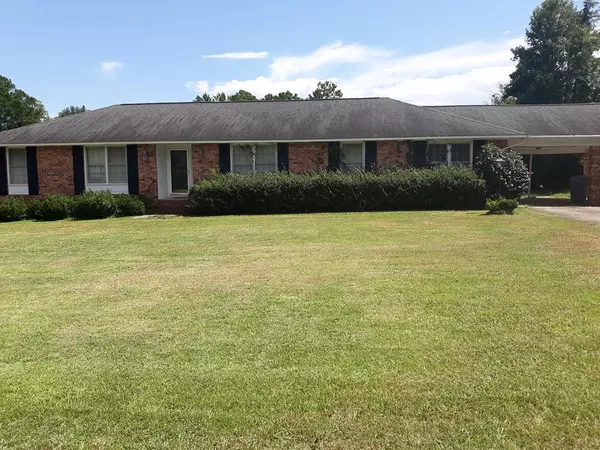 400 Briarcliff Street, Manning, SC 29102