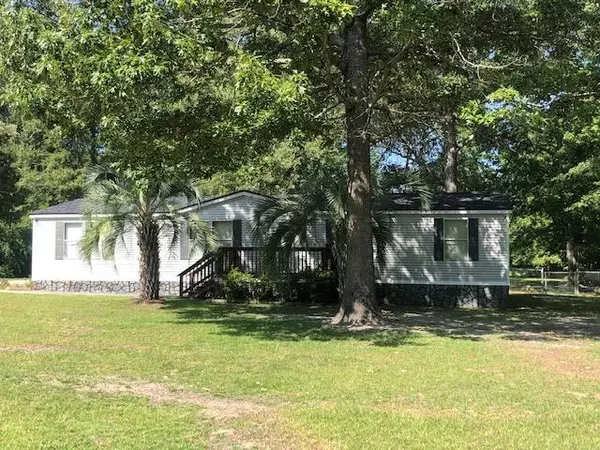 1188 Landing Road, Manning, SC 29102