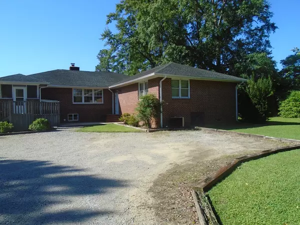 Manning, SC 29102,311 North Meadow Drive