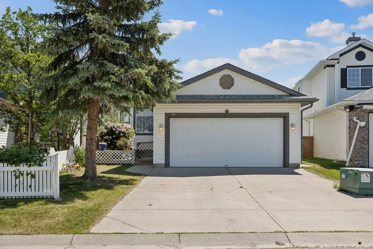 Calgary, AB T3K 4R6,79 Coverton Mews NE