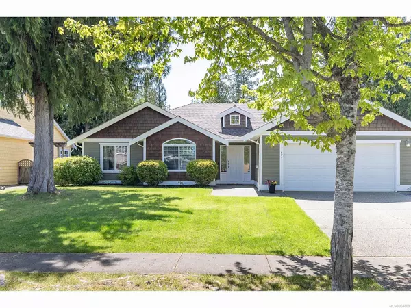 Qualicum Beach, BC V9K 2P5,204 SATURNA Dr