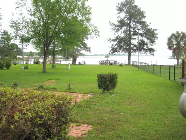 Manning, SC 29102,1229 Quail Trail