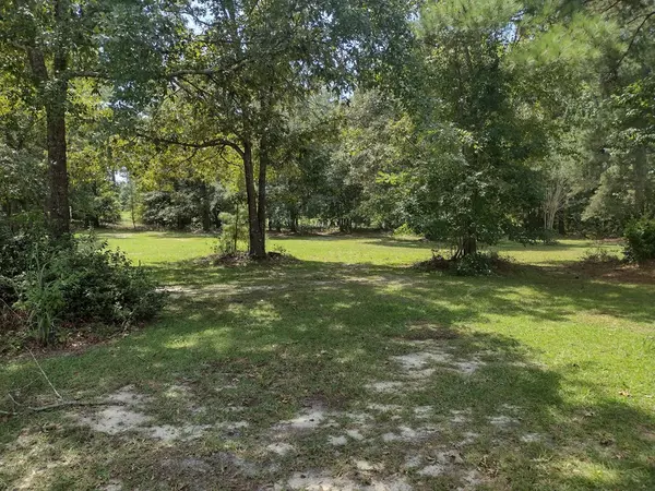 Manning, SC 29102,304 Lake Arbu Dr