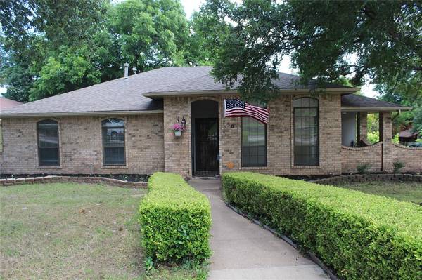 750 S Forest Lane, Duncanville, TX 75116