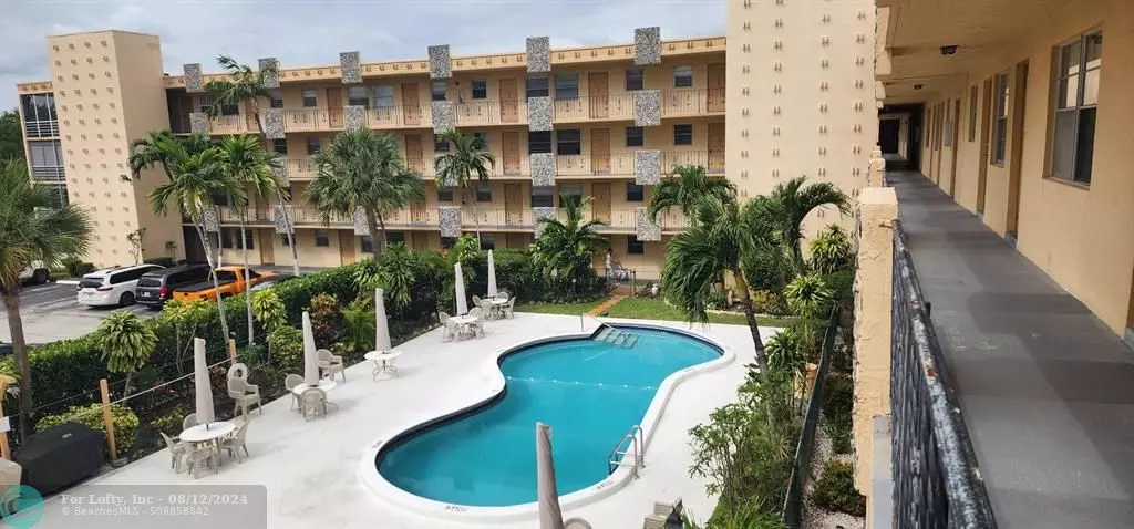 2145 Pierce St  #332, Hollywood, FL 33020