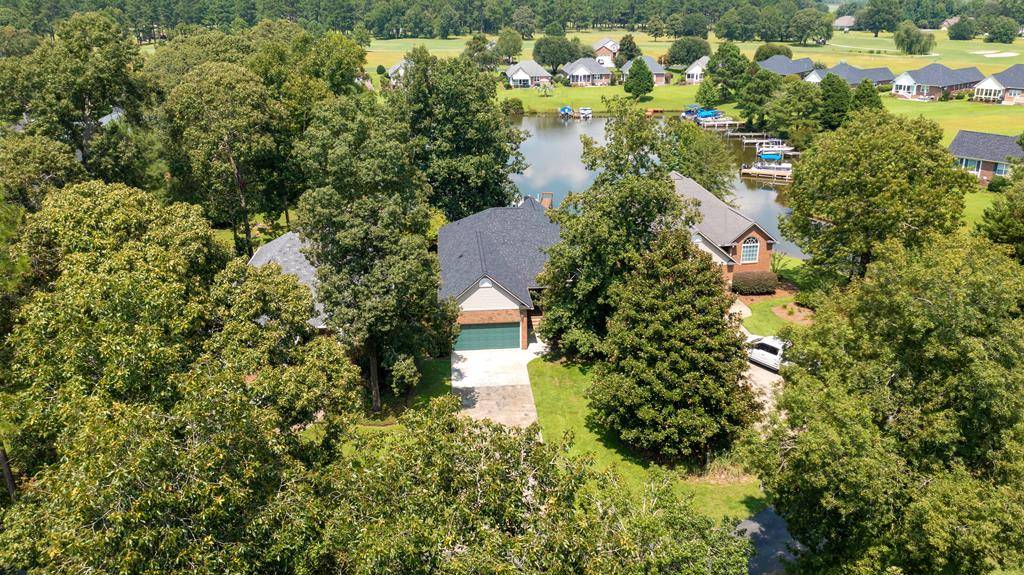 12 Ridge Lake Drive, Manning, SC 29102