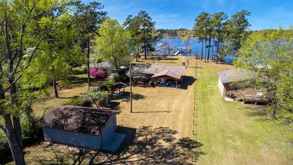 Manning, SC 29102,1092 Driftwood Drive