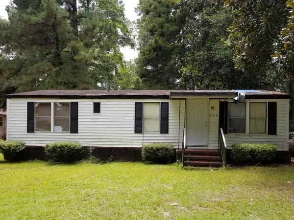 609 Cavon Street, Holly Hill, SC 29059