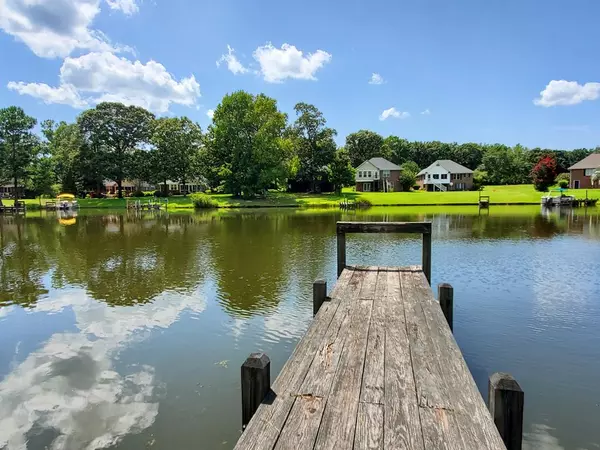 15 North Lake Circle (Lot 26), Manning, SC 29102