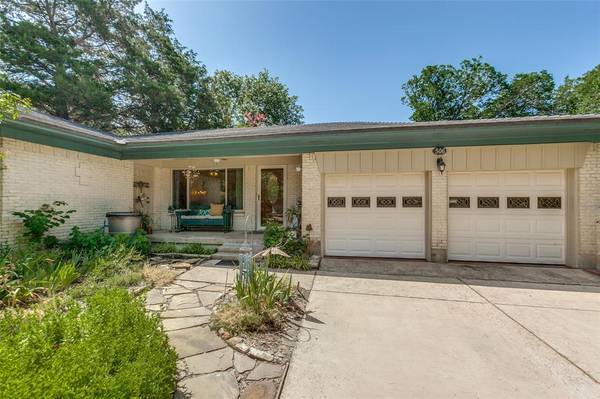 506 W Ridgewood Drive, Garland, TX 75041