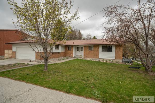 275 E 4th S, Rexburg, ID 83440