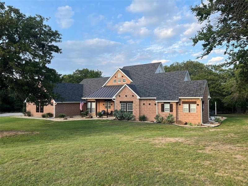 30 County Road 2255, Valley View, TX 76272