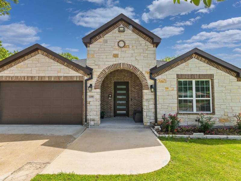 1108 Mohawk Drive, Irving, TX 75061