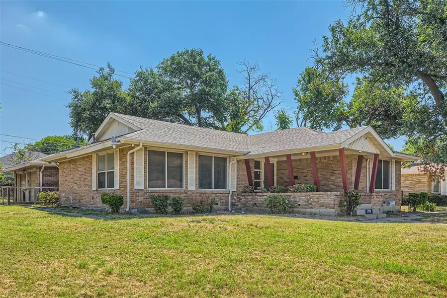 2702 Belknap Avenue, Dallas, TX 75216