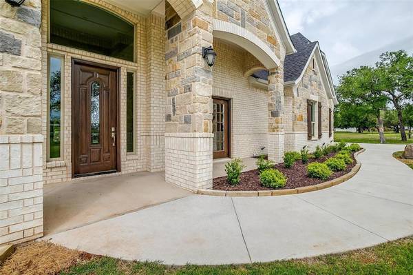 7029 Silver Creek Azle Road, Azle, TX 76020