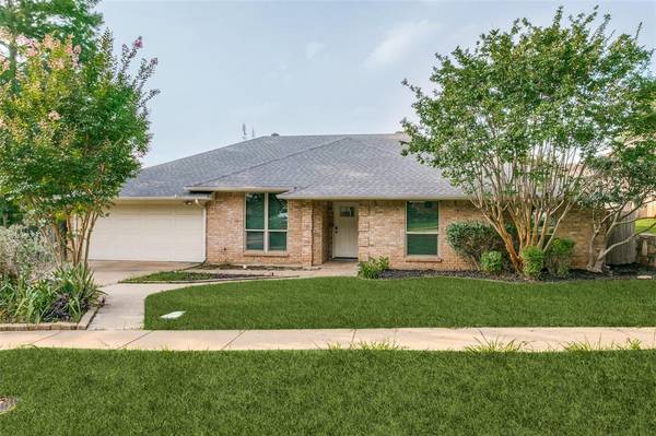 804 Glenn Drive,  Euless,  TX 76039