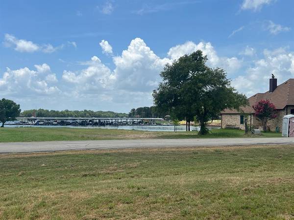 Lot 364 Deep Water Cove #Boat Slip B2, Corsicana, TX 75110