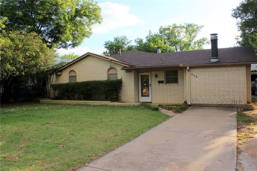 605 S Daugherty, Eastland, TX 76448