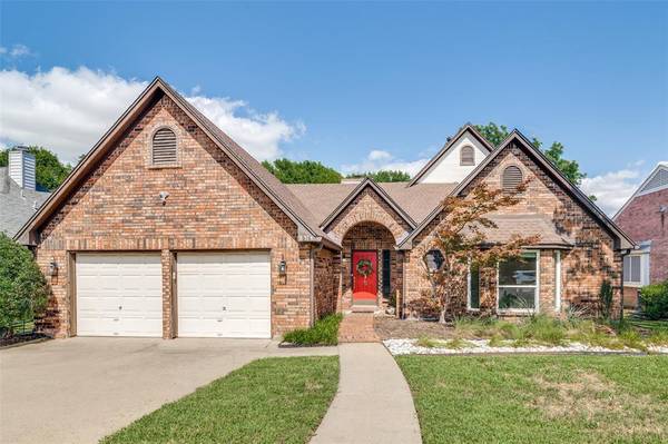 8514 Columbia Drive, Rowlett, TX 75089