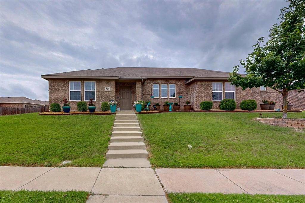 4016 Bear Brook Drive, Lancaster, TX 75146