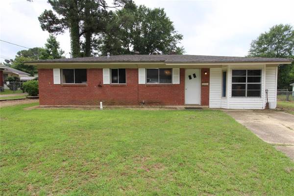 206 Crestview Drive,  Minden,  LA 71055