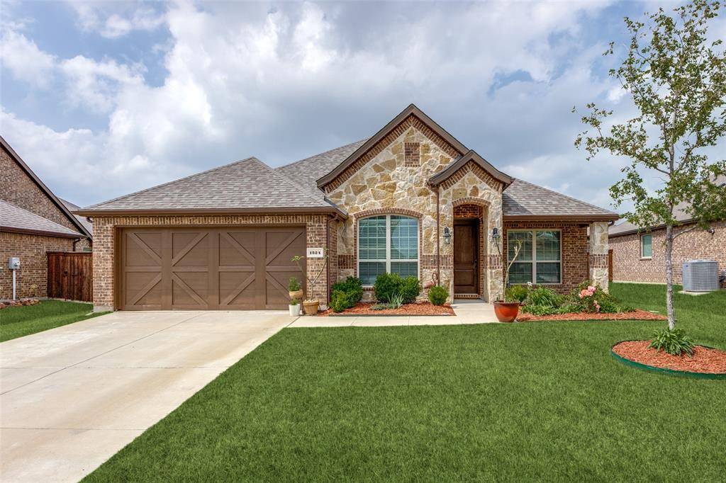 1324 Carlet Drive,  Little Elm,  TX 75068