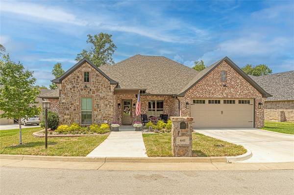 641 Copper Creek Cove, Tyler, TX 75703