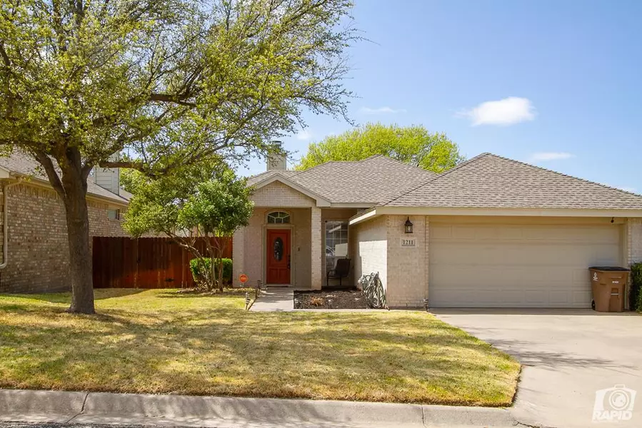 1211 Dorchester Dr, San Angelo, TX 76901