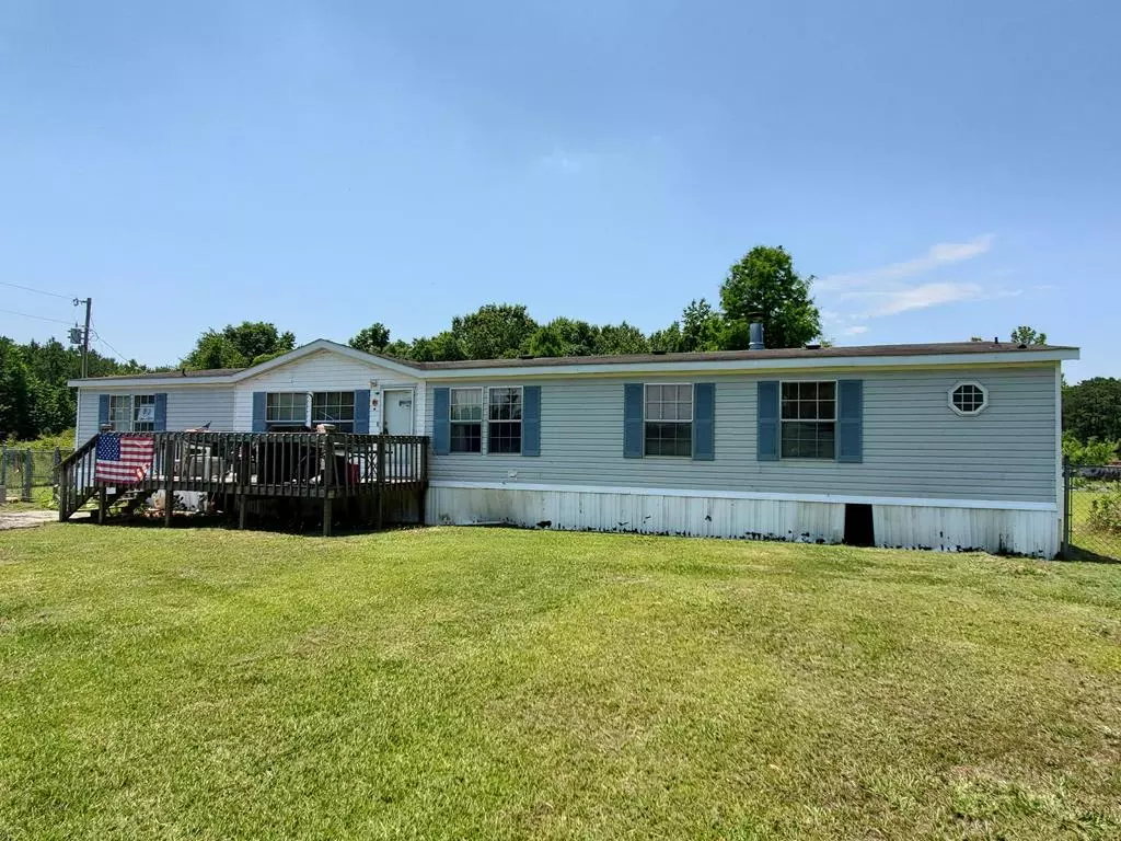 Summerton, SC 29148,3438 William Brunson Road