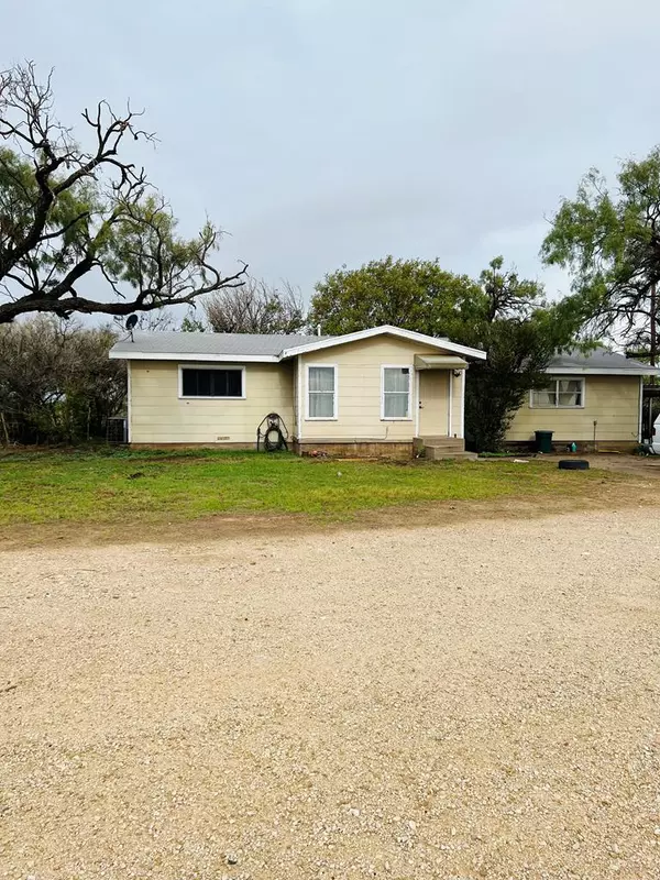 5289 Veribest Park Rd, Miles, TX 76861