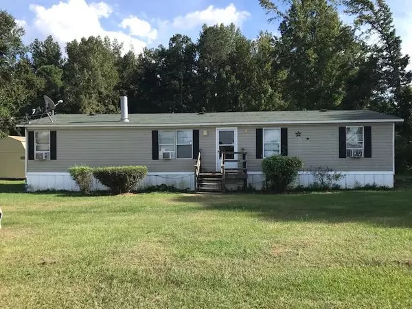 6862 Moses Dingle Road, Manning, SC 29102