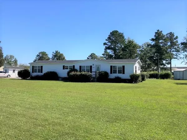 1036 Grove St, Summerton, SC 29148