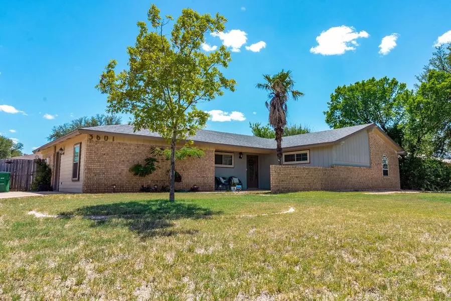 3601 Old Post Rd, San Angelo, TX 76904