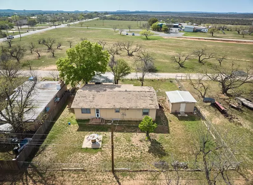 1022 Fisher St, San Angelo, TX 76901