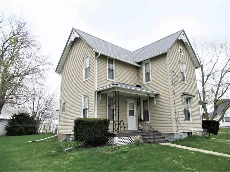 402 W 3rd Street, Tipton, IA 52772