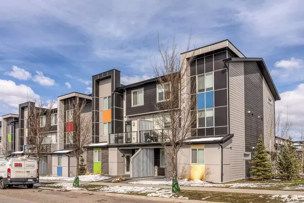 Calgary, AB T3N 1M6,215 Redstone WALK NE #202