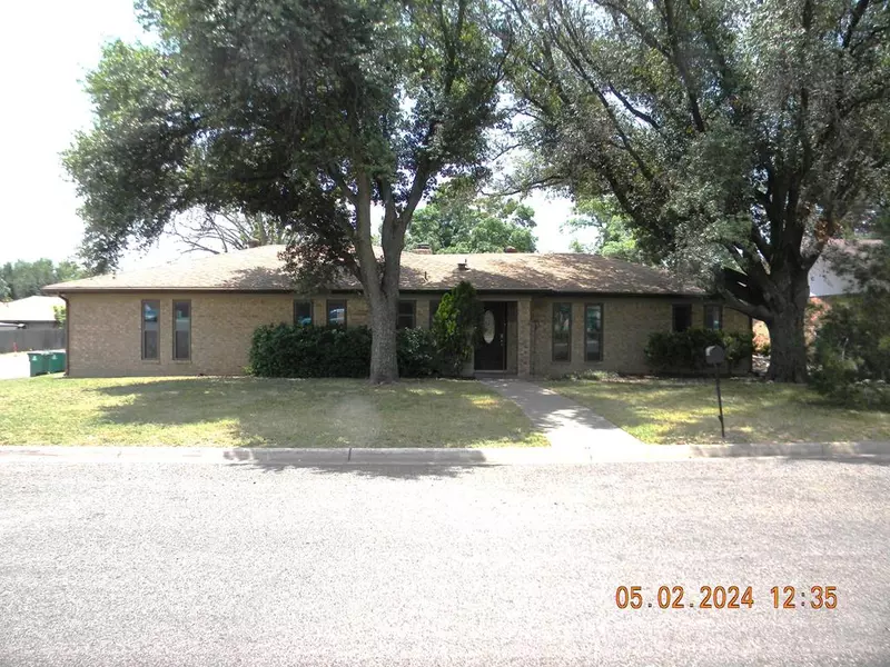 3801 High Meadow Dr, San Angelo, TX 76904