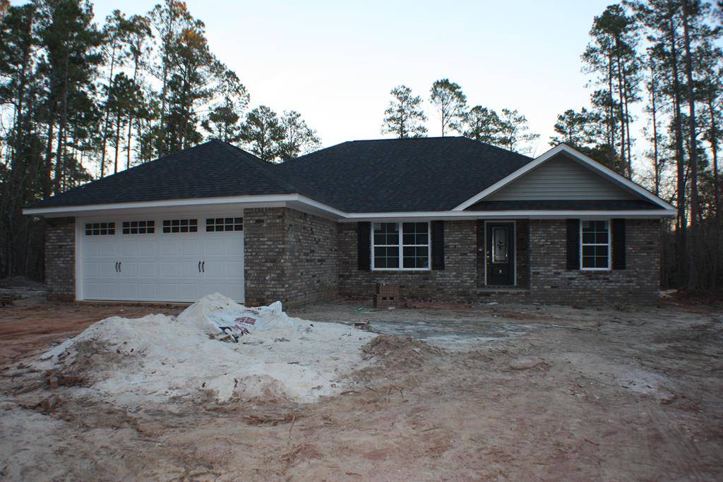 8 Ramblewood Ln, Wedgefield, SC 29168