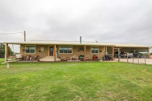 Ozona, TX 76943,118 Arrow Lane