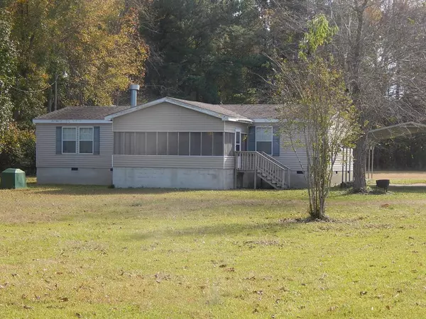 134 Meredith Dr., Eutawville, SC 29048