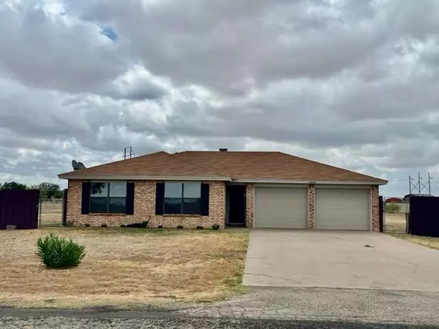 1009 Blumentritt Rd, San Angelo, TX 76905