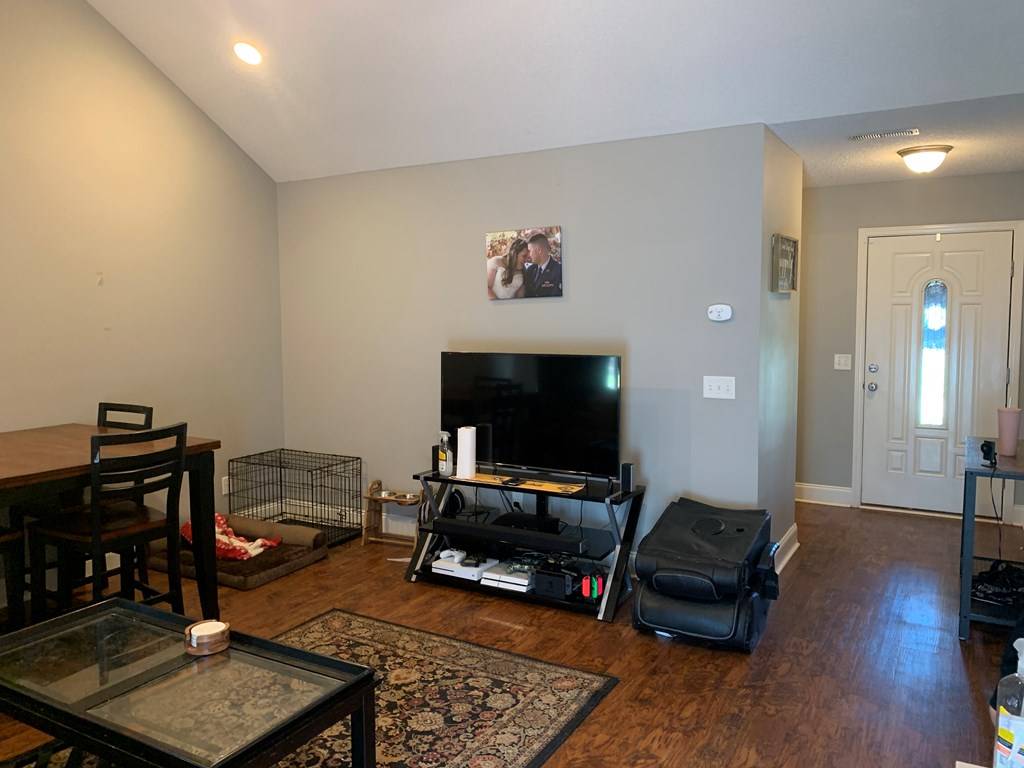 Dalzell, SC 29040,3095 EXPLORER DR
