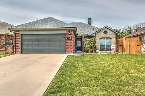 San Angelo, TX 76901,713 Wicklow Court