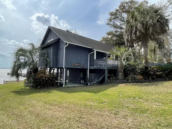 Summerton, SC 29148,1000 Pine Islnad Shores