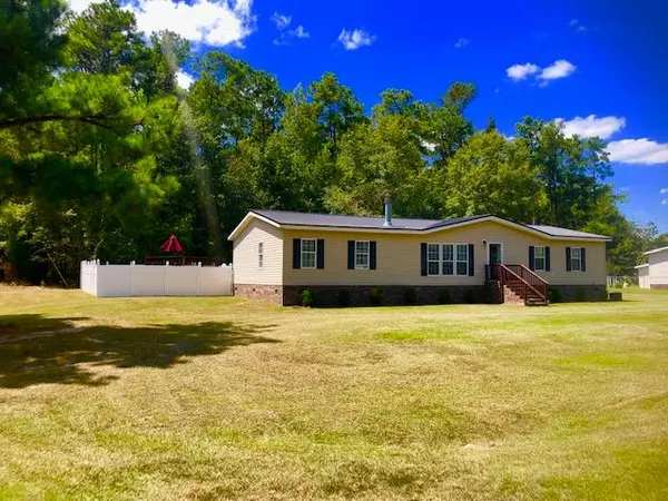 1032 Otter Lane, Manning, SC 29102