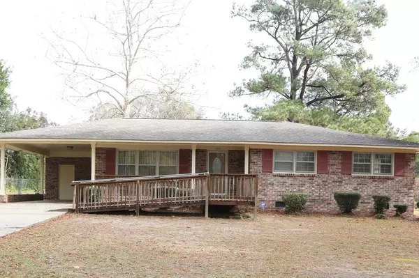 604 Woodside Drive, Manning, SC 29102