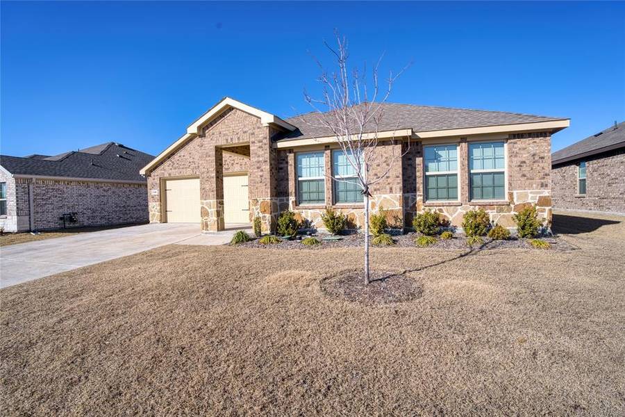 636 Bunker Hill Road, Fate, TX 75189