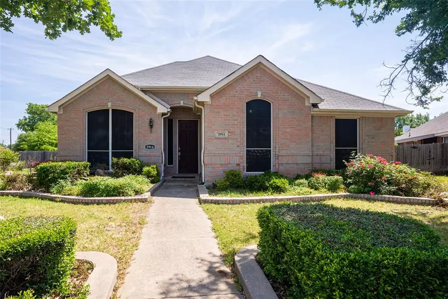 2914 Cedar Brook Drive, Garland, TX 75040