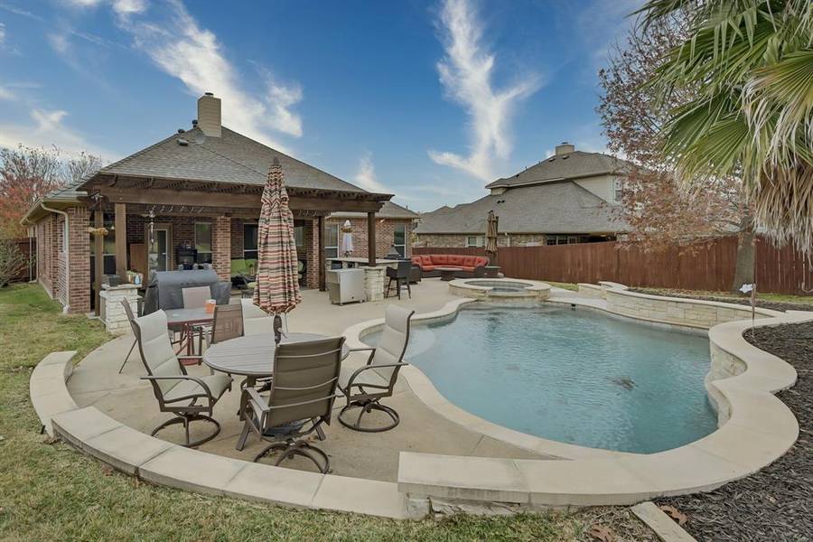 1214 Genesis Drive, Mansfield, TX 76063